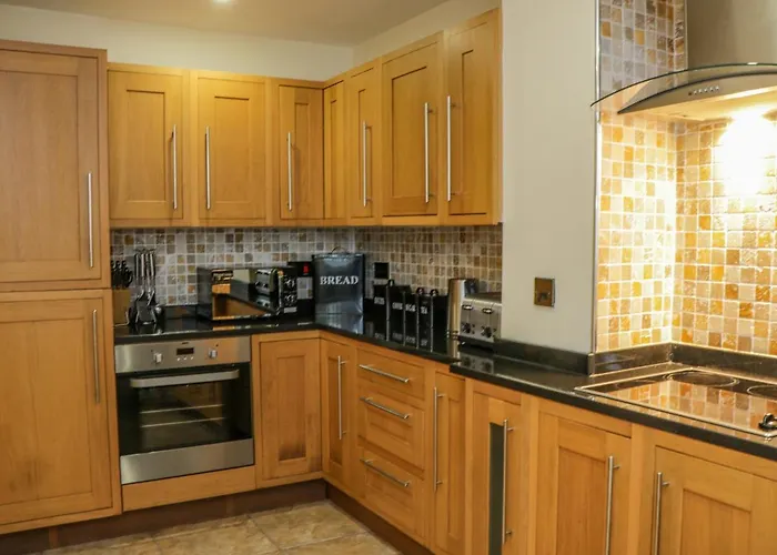Apartment 6